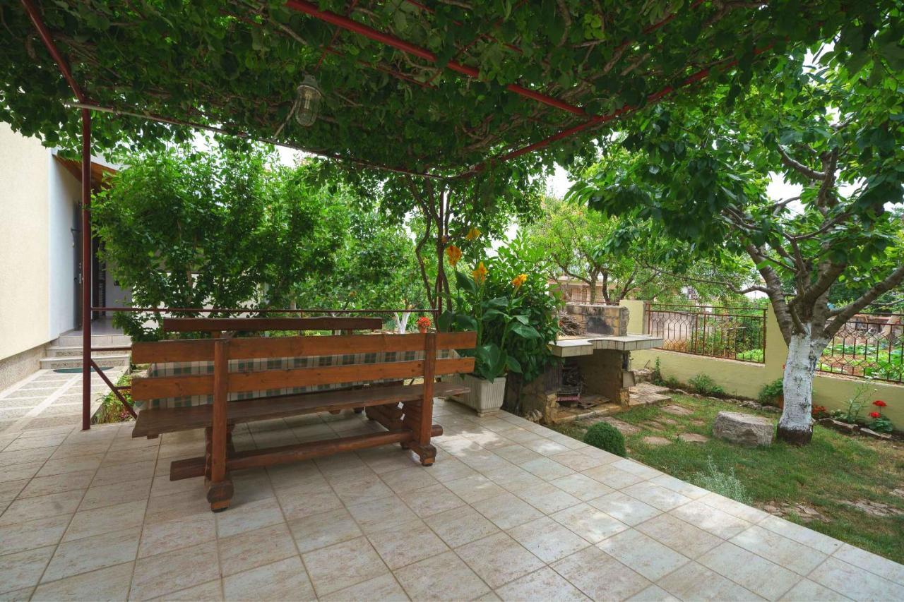 Apartment Bojic Vodice Exterior foto